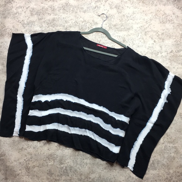 Barbara Lesser Black & White Summer Blouse - Picture 3 of 5